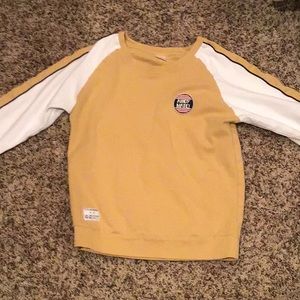 Womens’ Vintage Thin Crewneck